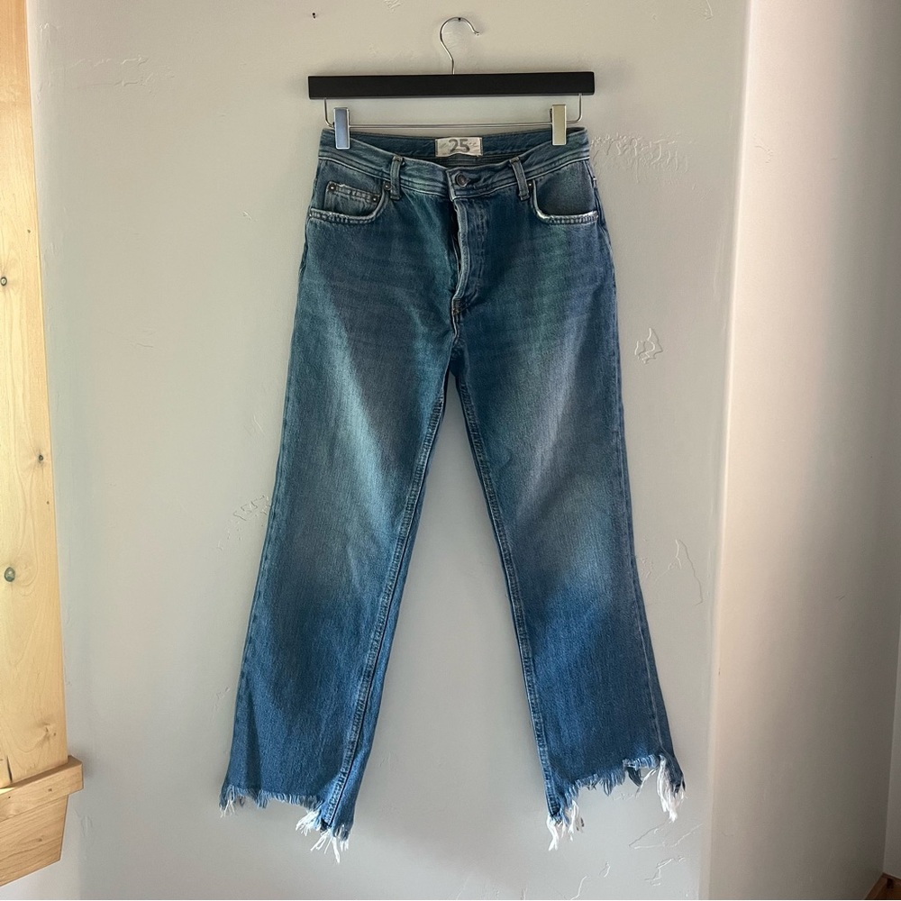 Free People medium rise size 25 jeans